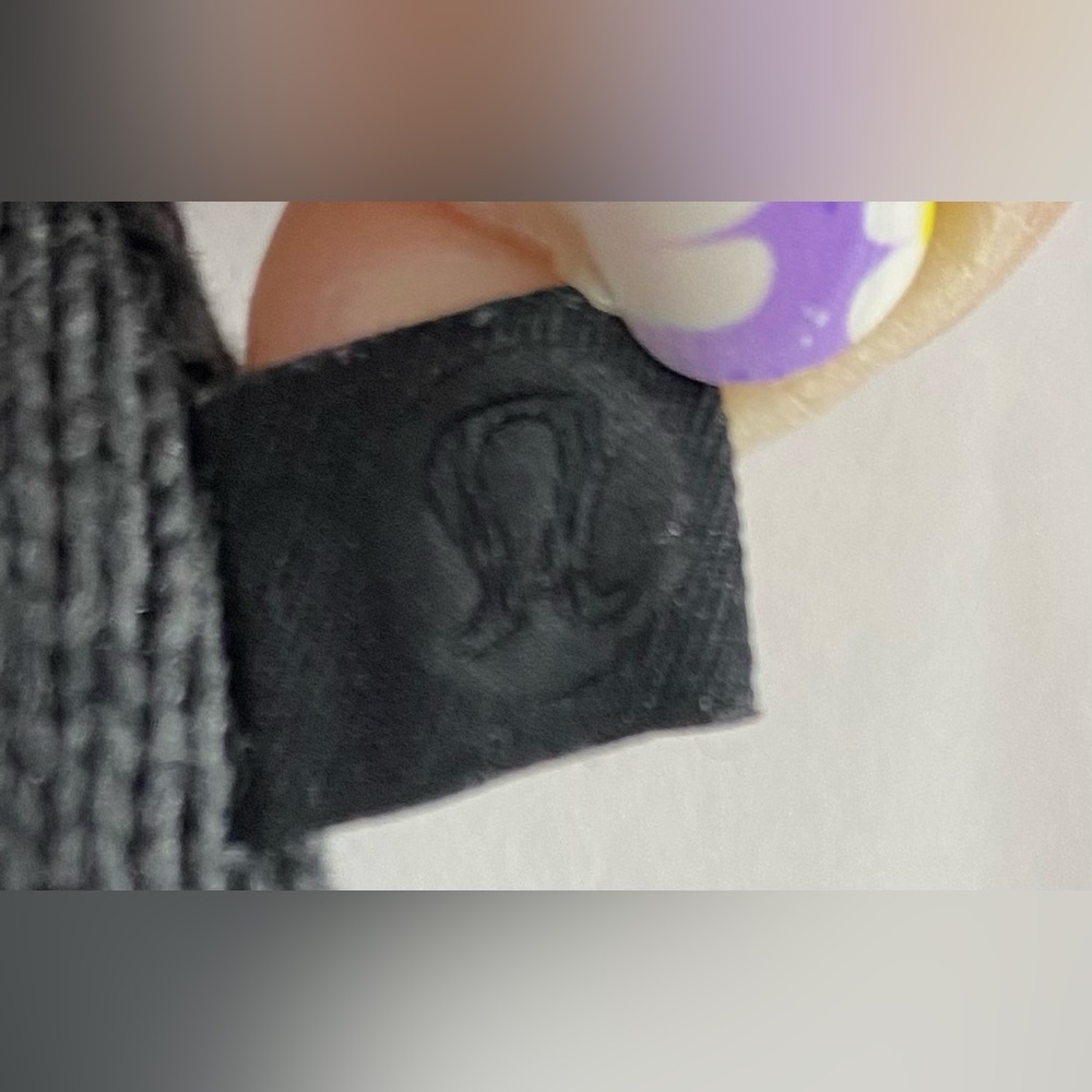 Lululemon It’s Fleecing Cold Zip Up Size 12 - Picture 14 of 15